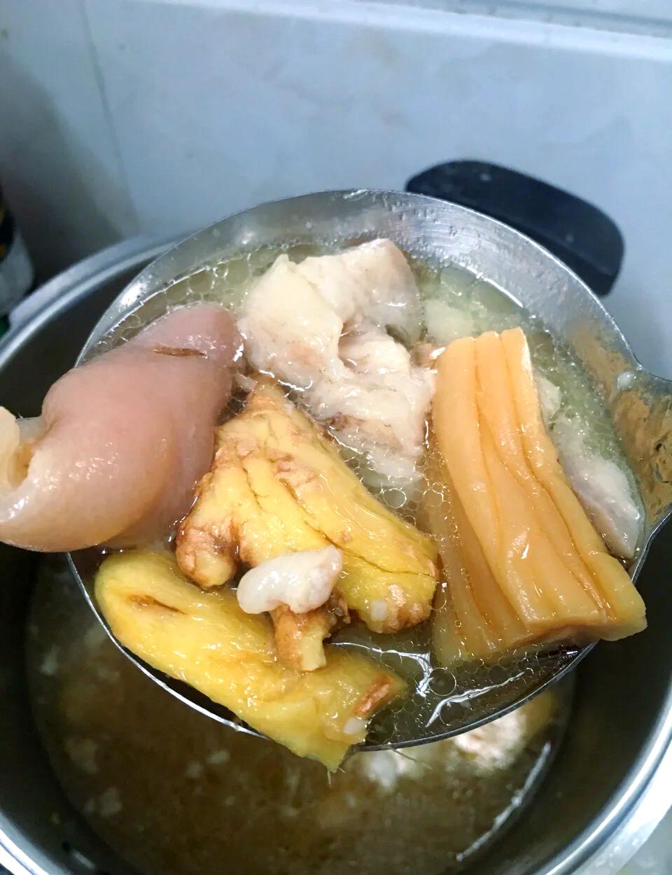 ����鿴����